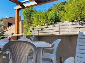 Charmante Maison à 50m de la Plage avec Terrasse - 5 Couchages à Lumio - FR-1-63-308